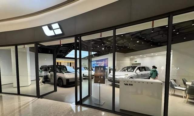 毛利腰斩利润由盈转亏,理想汽车的盈利神话终结了
